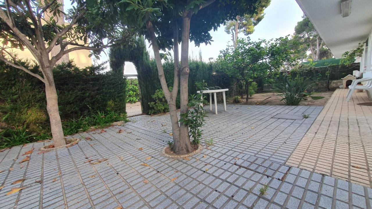 Вілла Casa La Pineda Salou, Playa Y Port Aventura Екстер'єр фото