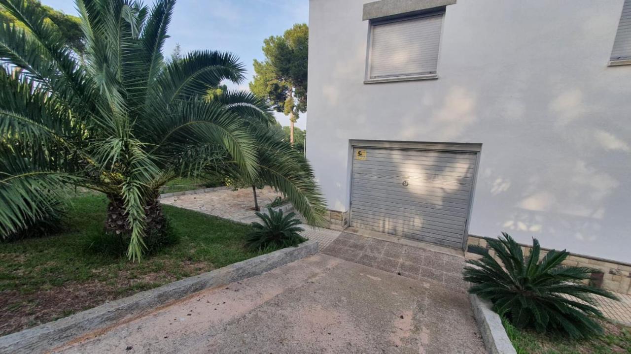 Вілла Casa La Pineda Salou, Playa Y Port Aventura Екстер'єр фото