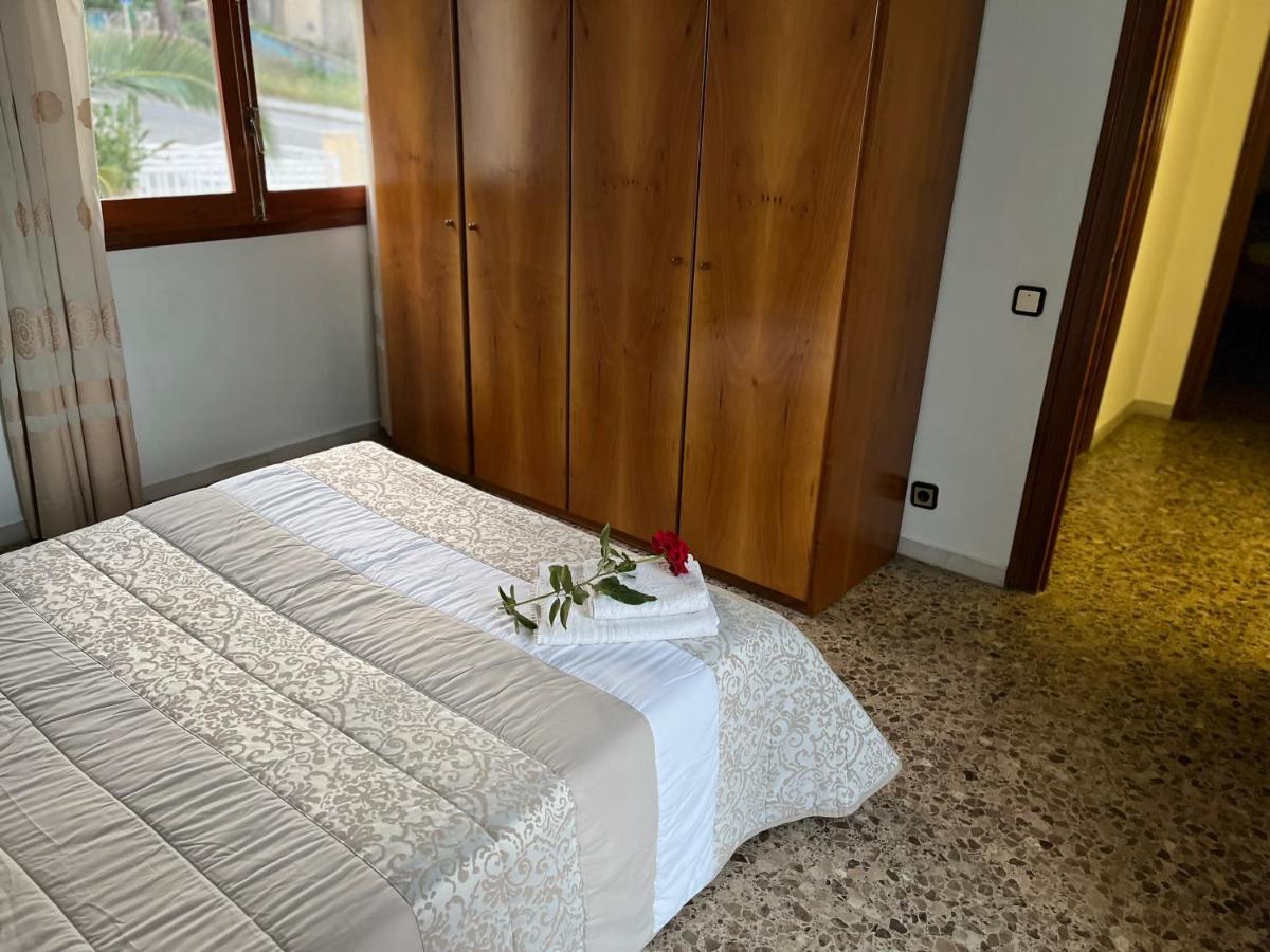 Вілла Casa La Pineda Salou, Playa Y Port Aventura Екстер'єр фото